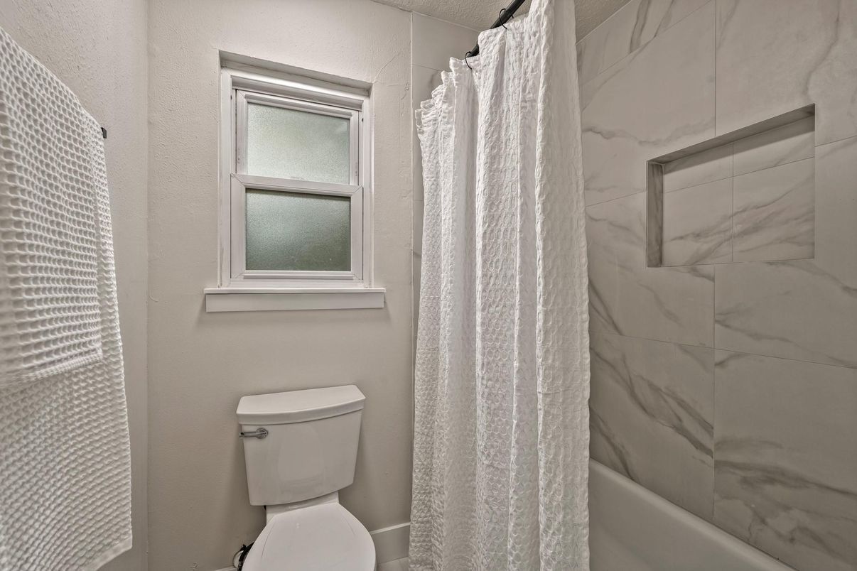Bathroom, Interior, Marble Walls