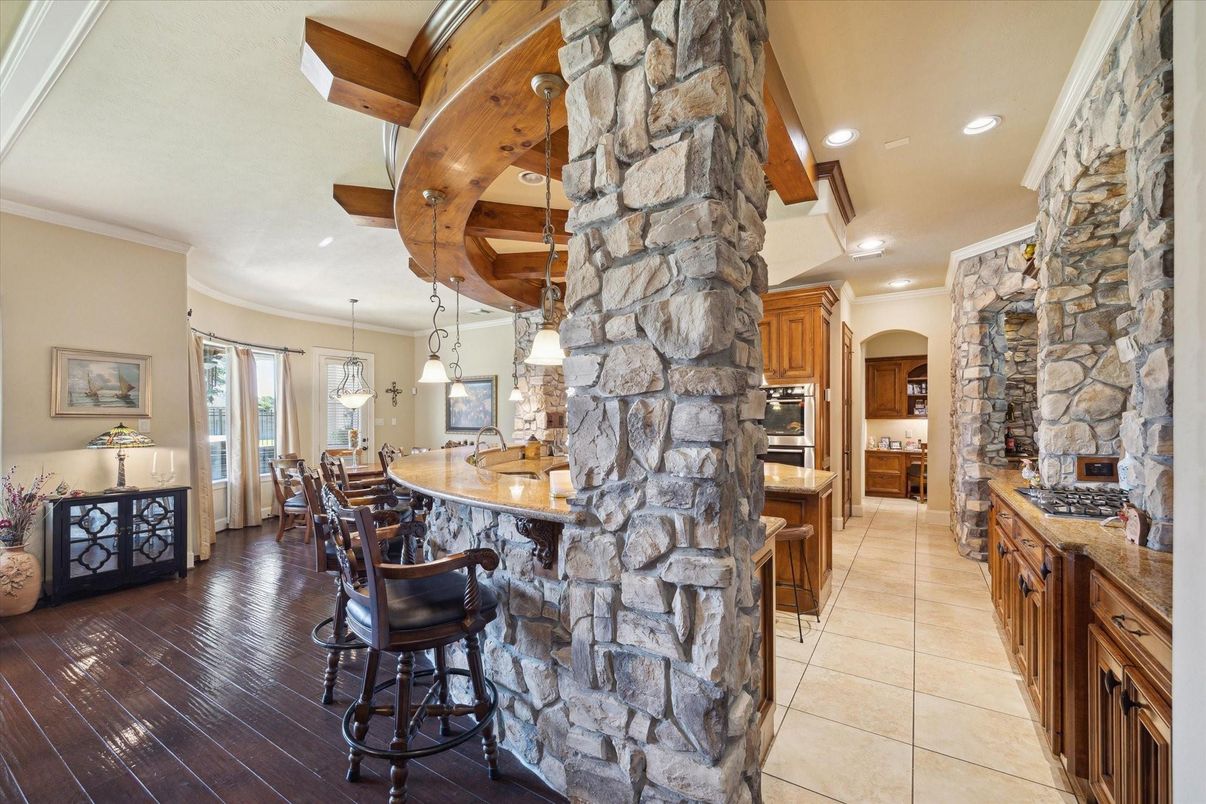 Dining room, Interior, Kitchen, Pendant Lights, Recessed Lighting, Stone Walls, Wooden Beams
