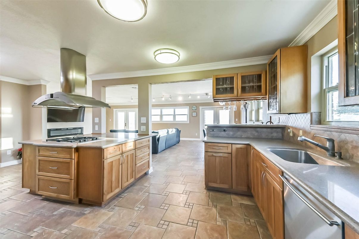 Interior, Kitchen, Stainless Steel Appliances