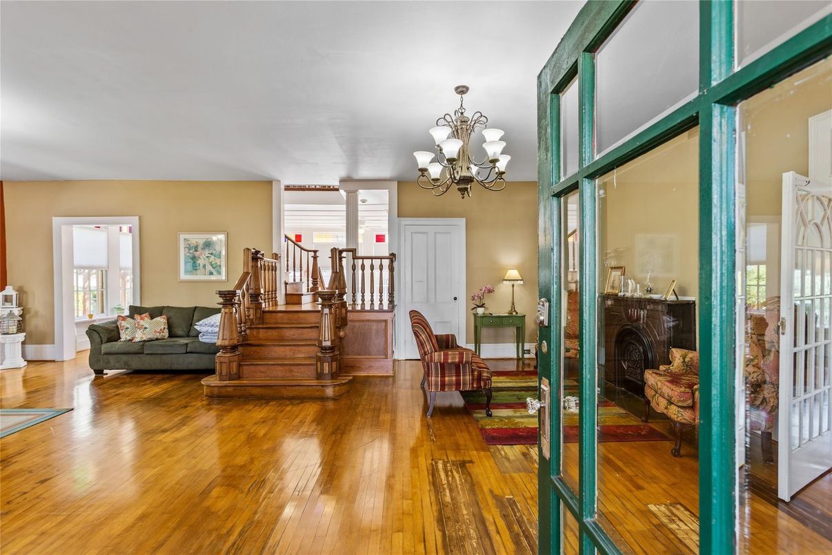 Chandelier, Fireplace, Interior, Wood Texture Flooring