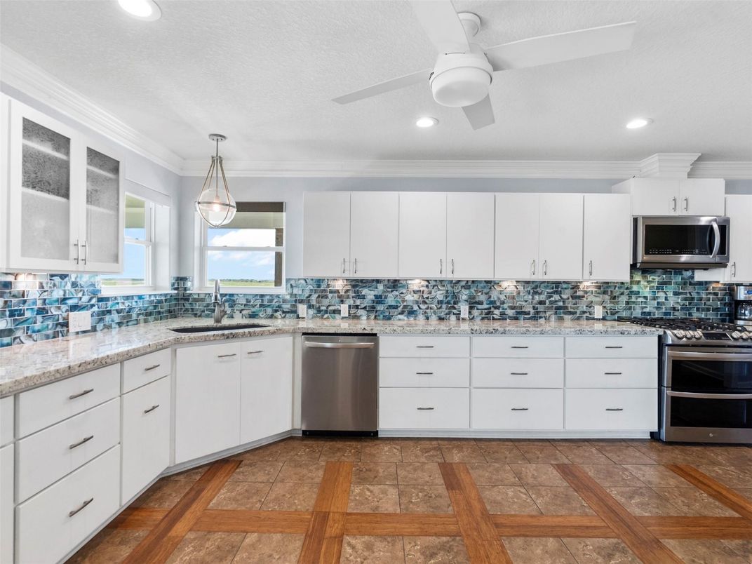 Interior, Kitchen, Pendant Lights, Recessed Lighting