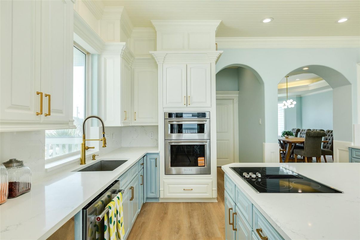 Chandelier, Interior, Kitchen, Pendant Lights, Recessed Lighting, Stainless Steel Appliances, Wood Texture Flooring