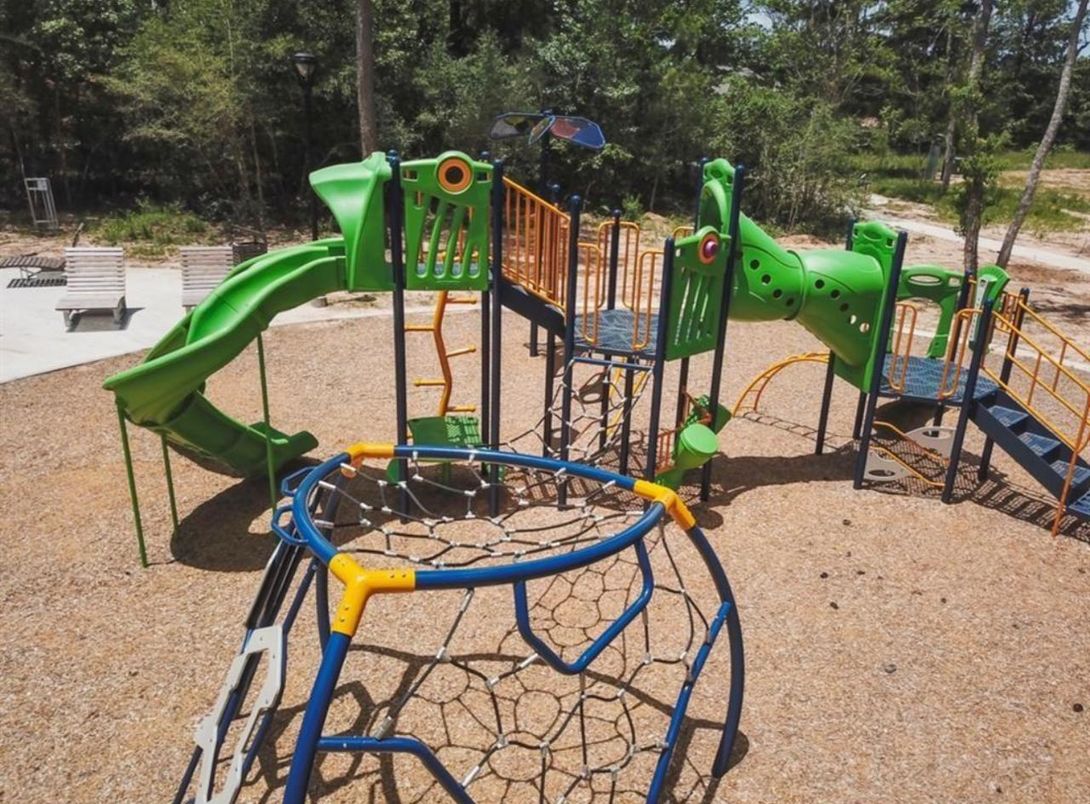 Backyard, Exterior, Playground