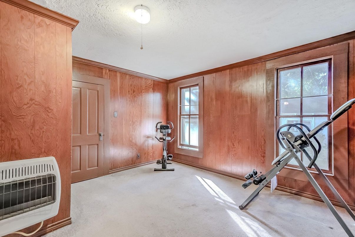 Fitness Equipment, Interior, Wooden Walls