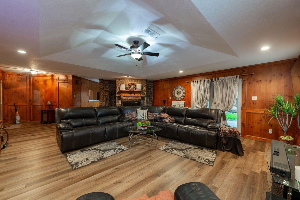 Interior, Living room, Recessed Lighting, Wood Texture Flooring, Wooden Walls