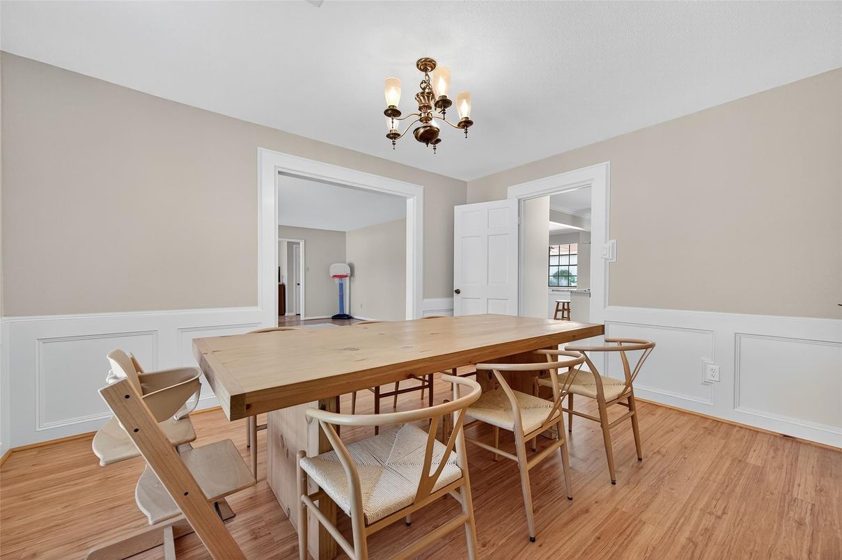 Chandelier, Dining room, Interior, Wood Texture Flooring
