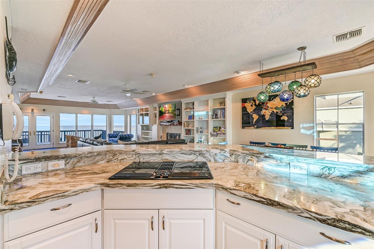 Interior, Kitchen, Pendant Lights, Recessed Lighting