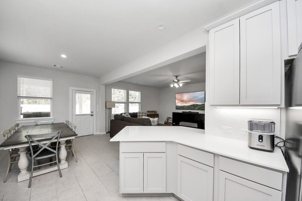 Dining room, Interior, Kitchen, Living room, Recessed Lighting