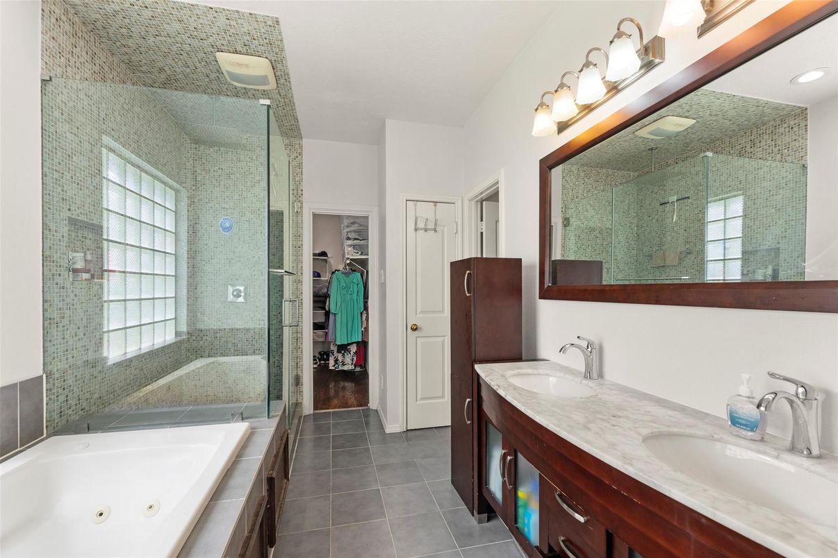 Bathroom, Dual Sink Vanities, Glass Shower, Interior, Recessed Lighting