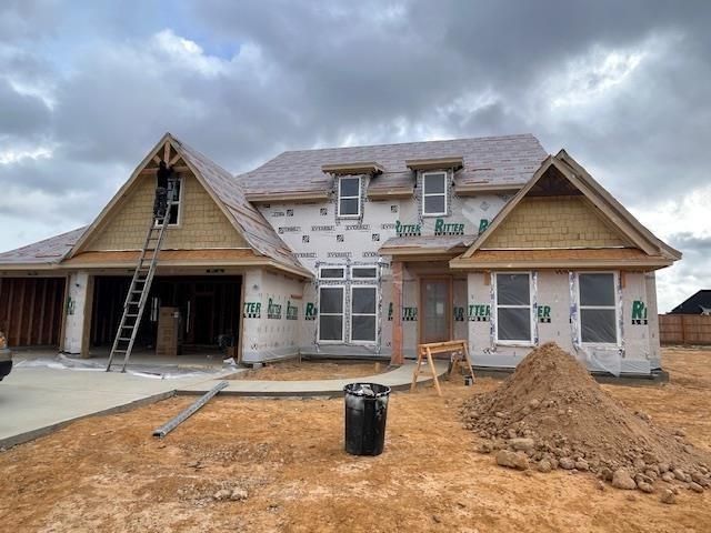 Exterior, Facade, Queen Anne Victorian