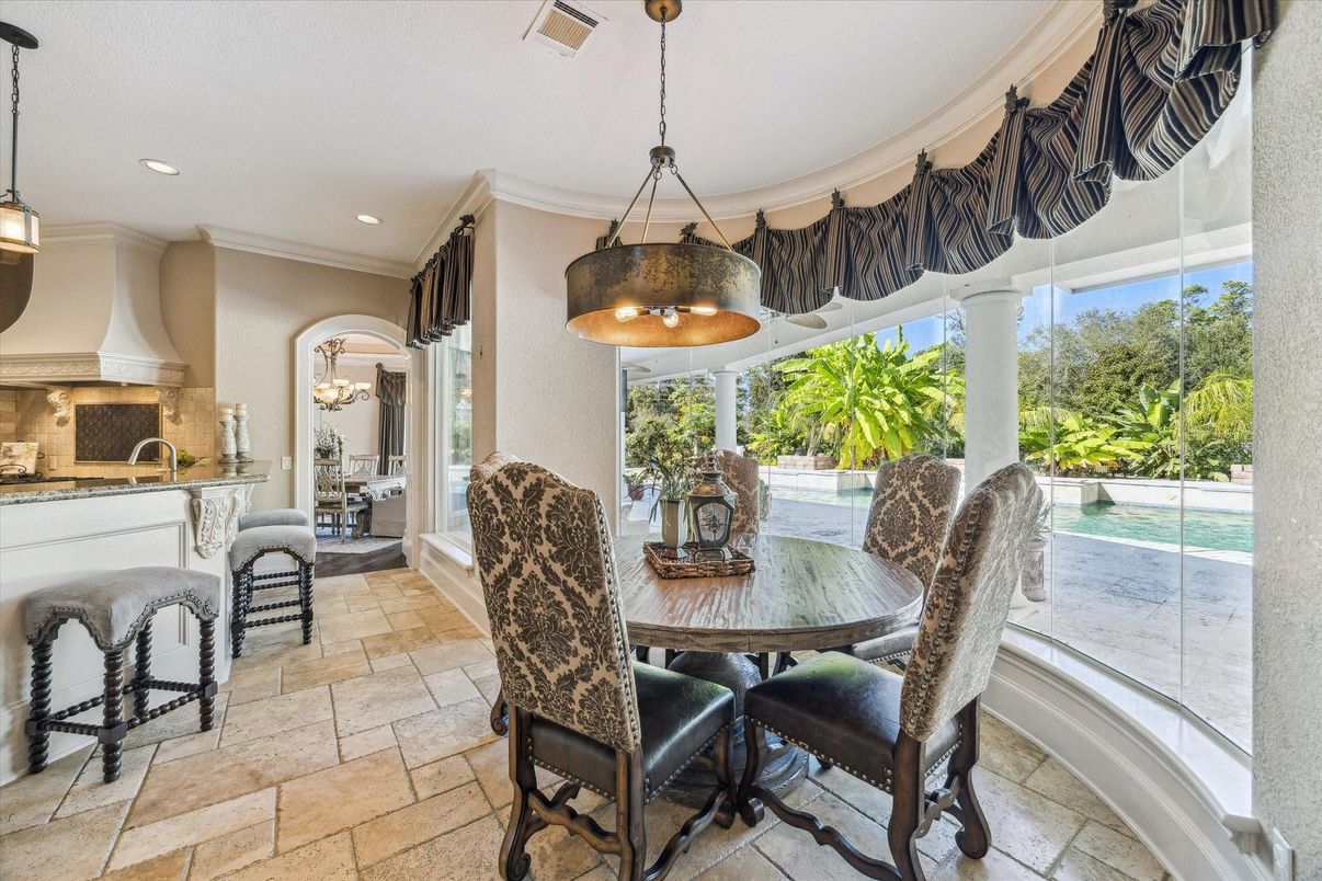 Dining room, Fireplace, Interior, Pendant Lights, Recessed Lighting