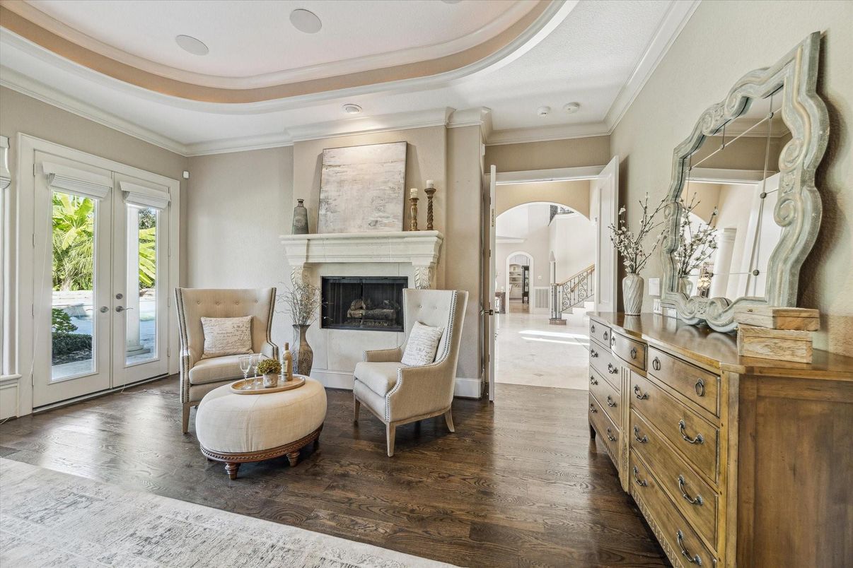 Fireplace, Interior, Living room, Recessed Lighting, Wood Texture Flooring