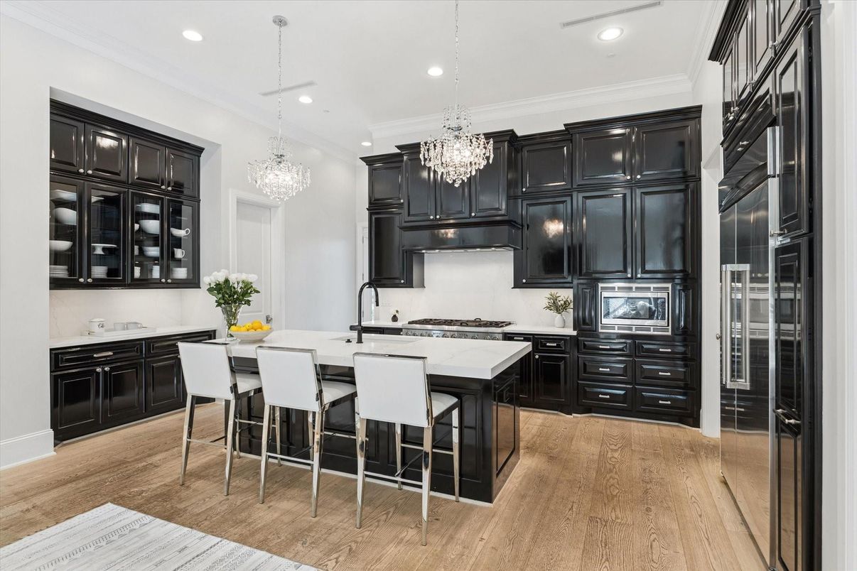 Chandelier, Interior, Kitchen, Recessed Lighting, Wood Texture Flooring