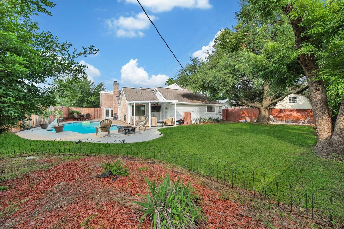 Backyard, Exterior, Pool