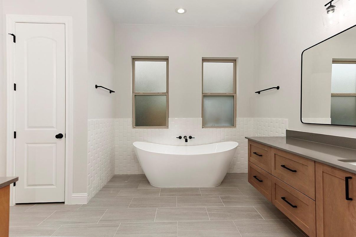 Bathroom, Dual Sink Vanities, Free Standing Baths, Interior, Recessed Lighting