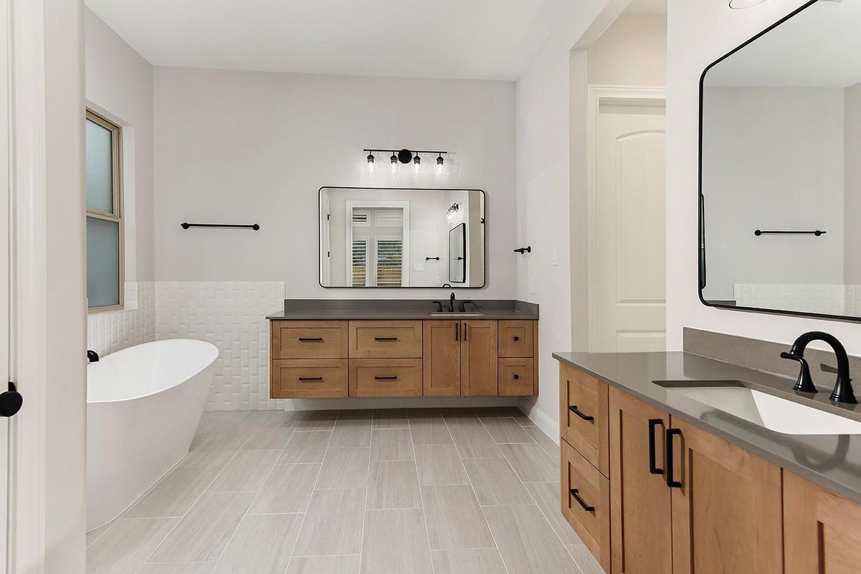 Bathroom, Dual Sink Vanities, Free Standing Baths, Interior