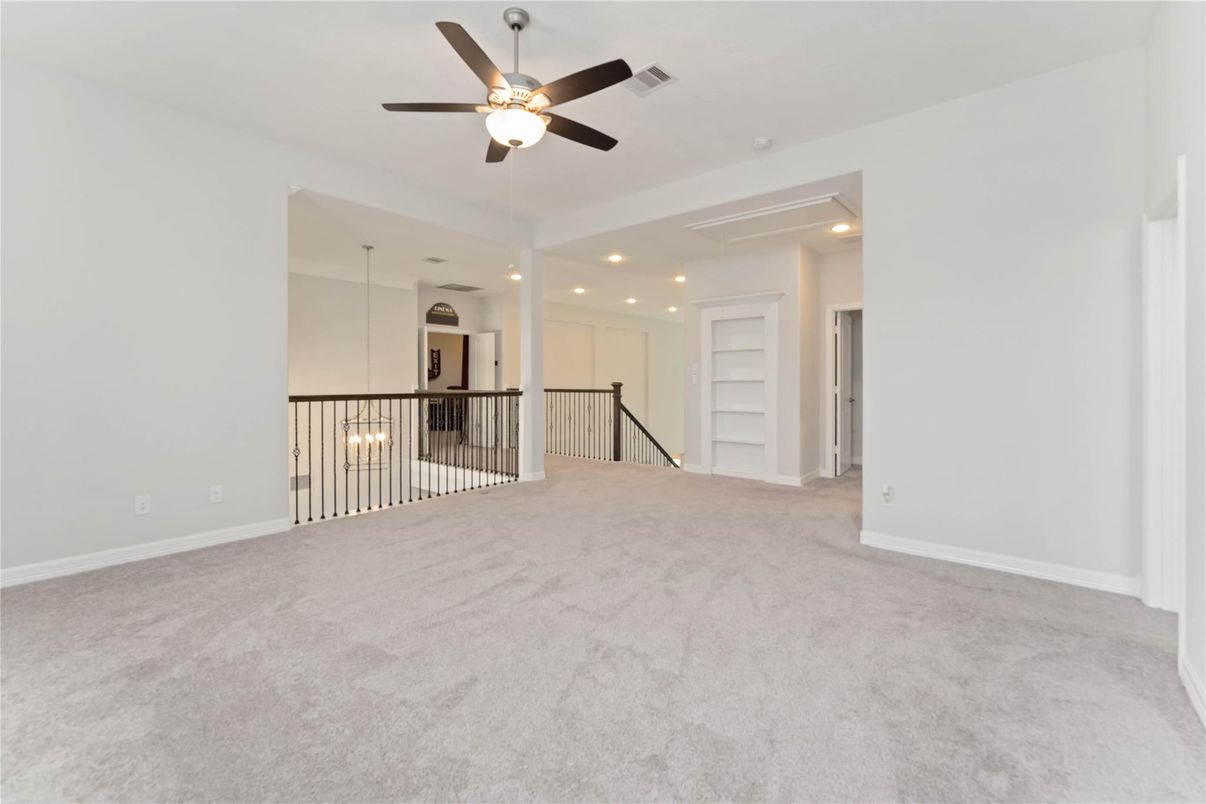 Empty room, Interior, Recessed Lighting