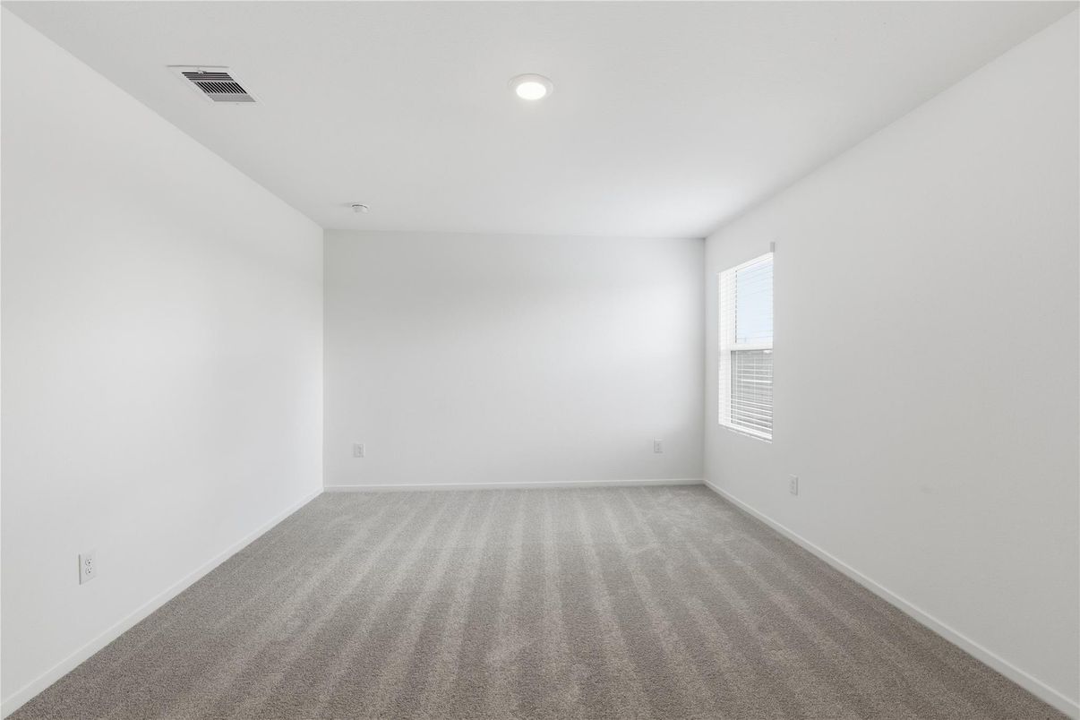 Empty room, Interior