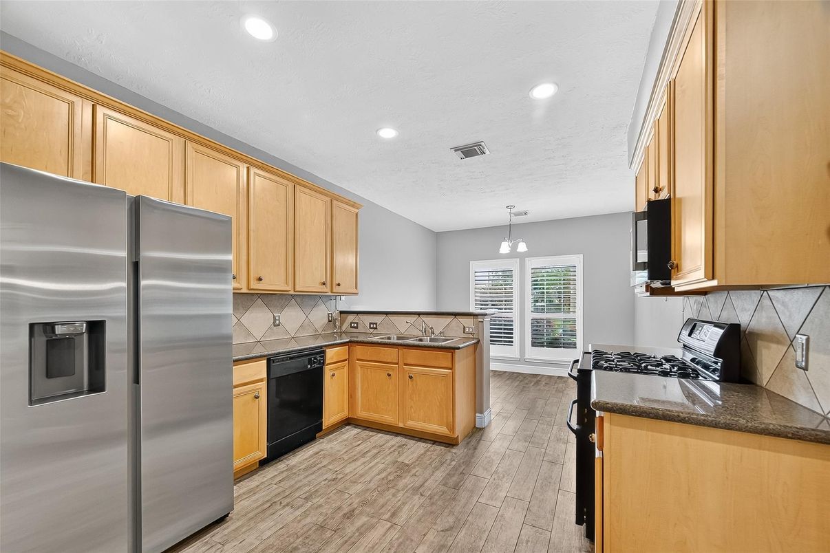 Interior, Kitchen, Pendant Lights, Recessed Lighting, Wood Texture Flooring