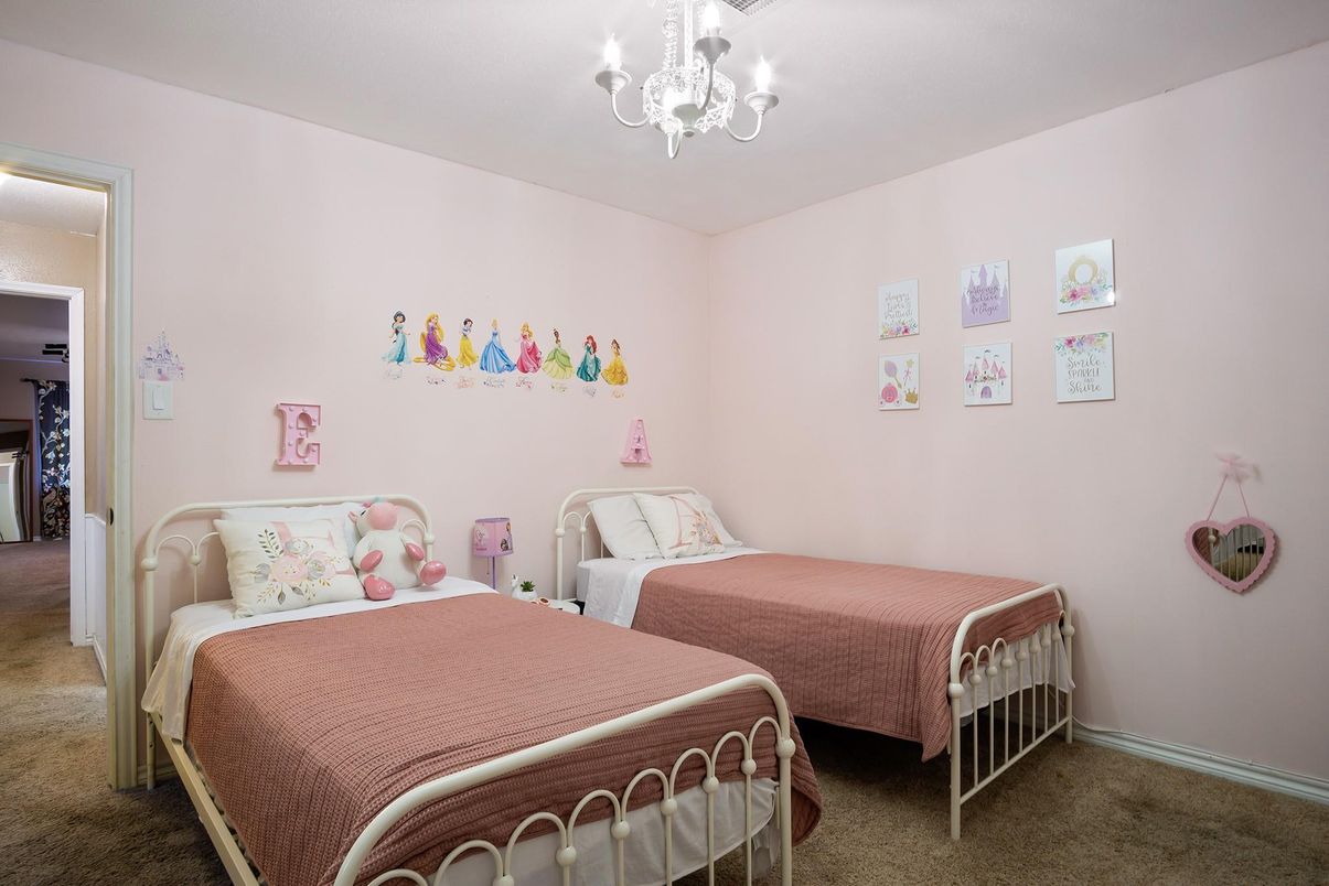 Bedroom, Chandelier, Interior