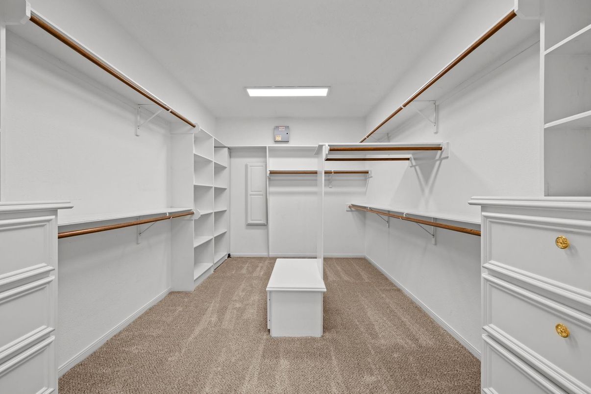 Interior, Recessed Lighting, Walk-in Closets