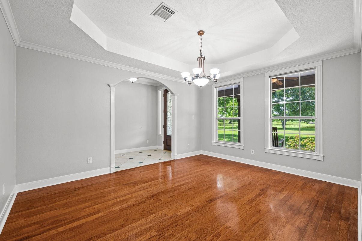 Chandelier, Empty room, Interior, Wood Texture Flooring