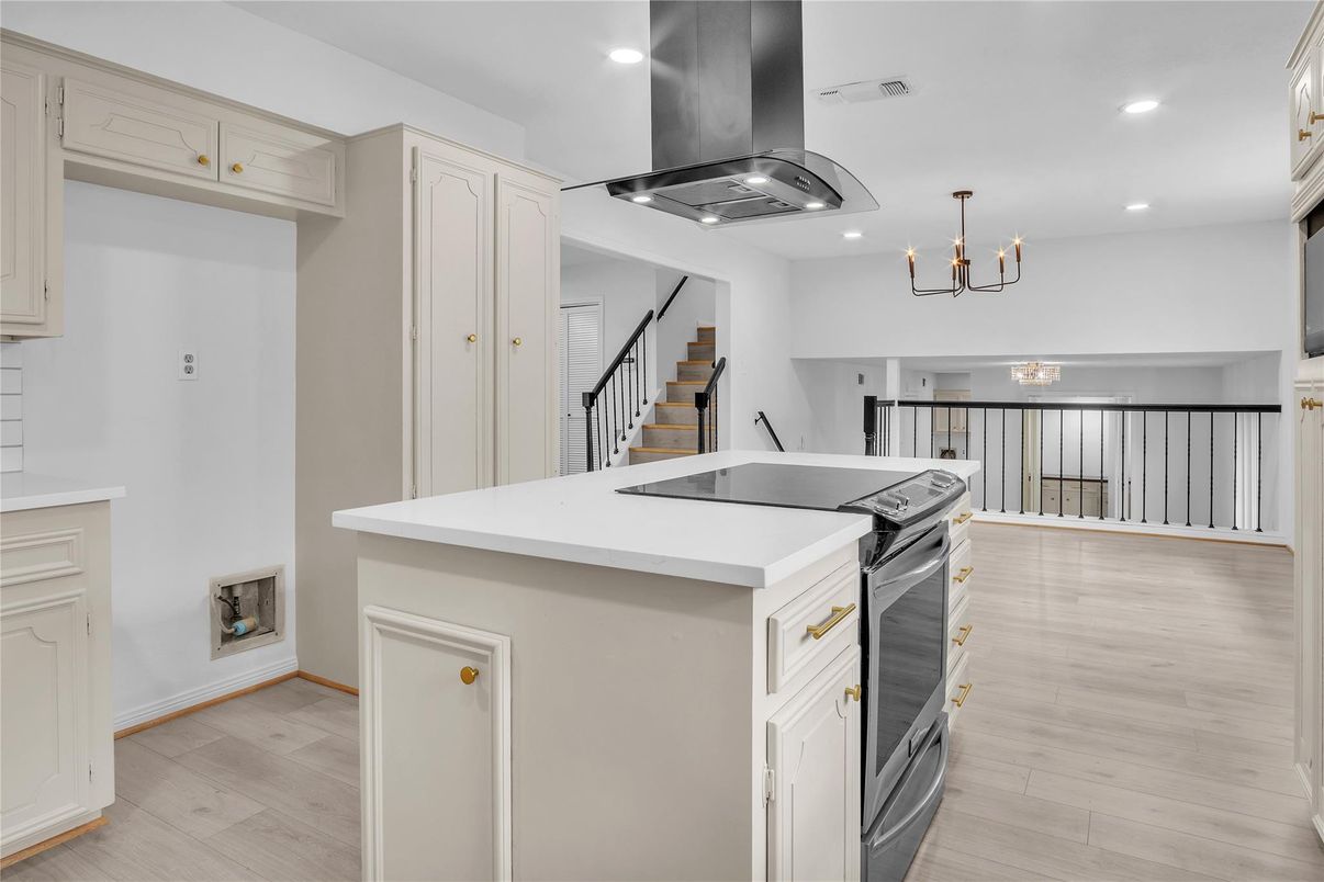 Chandelier, Interior, Kitchen, Recessed Lighting, Wood Texture Flooring