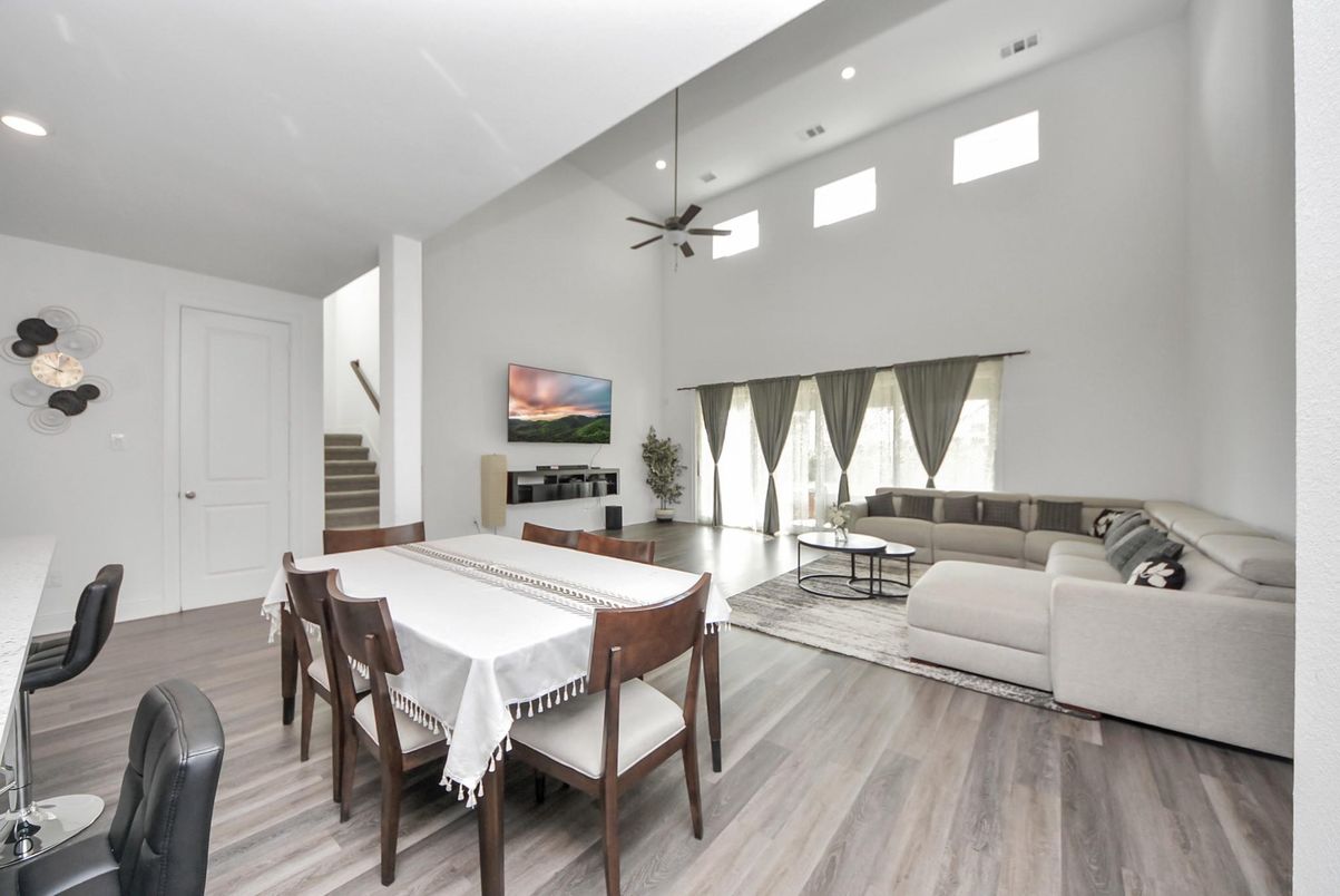 Dining room, Interior, Living room, Recessed Lighting, Wood Texture Flooring