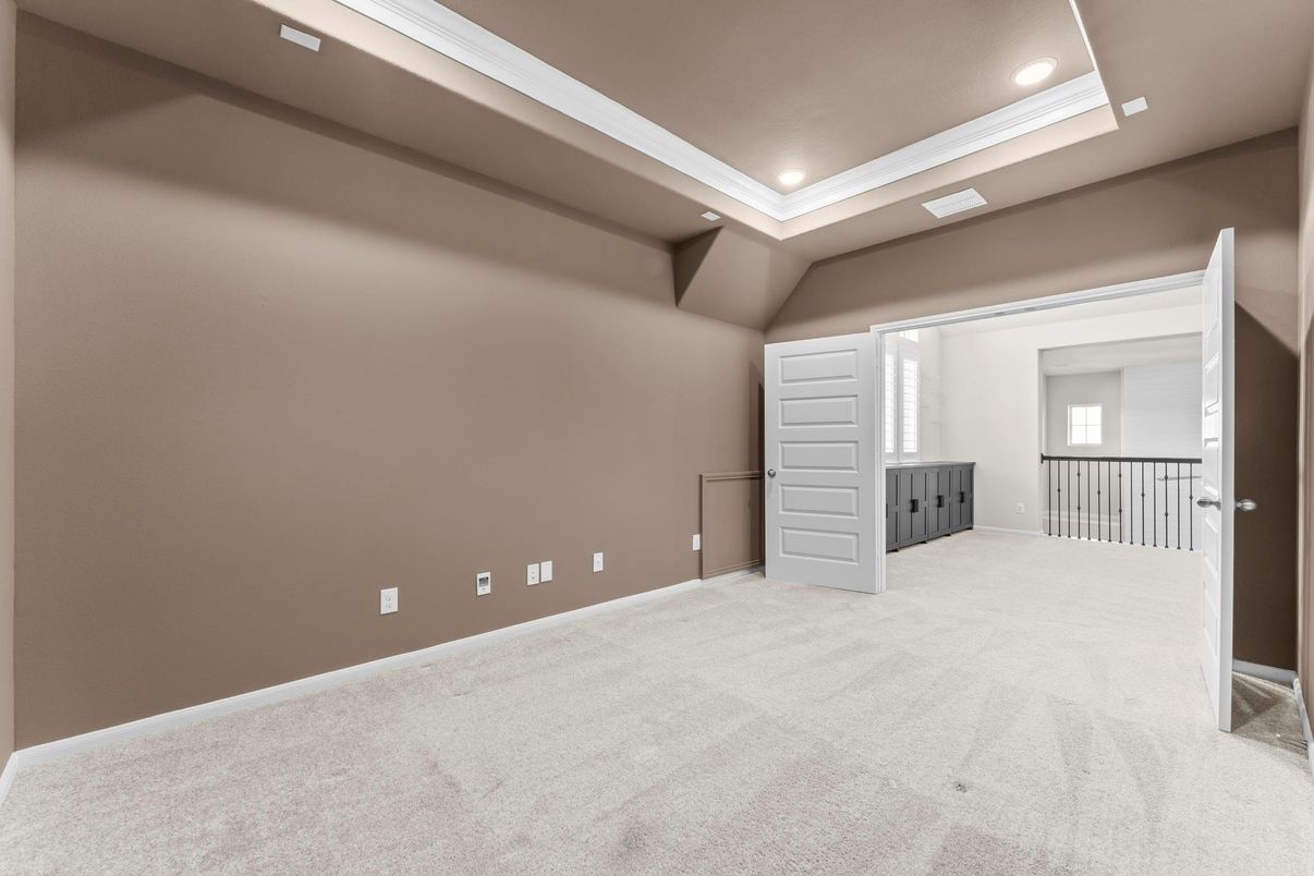 Empty room, Interior, Recessed Lighting
