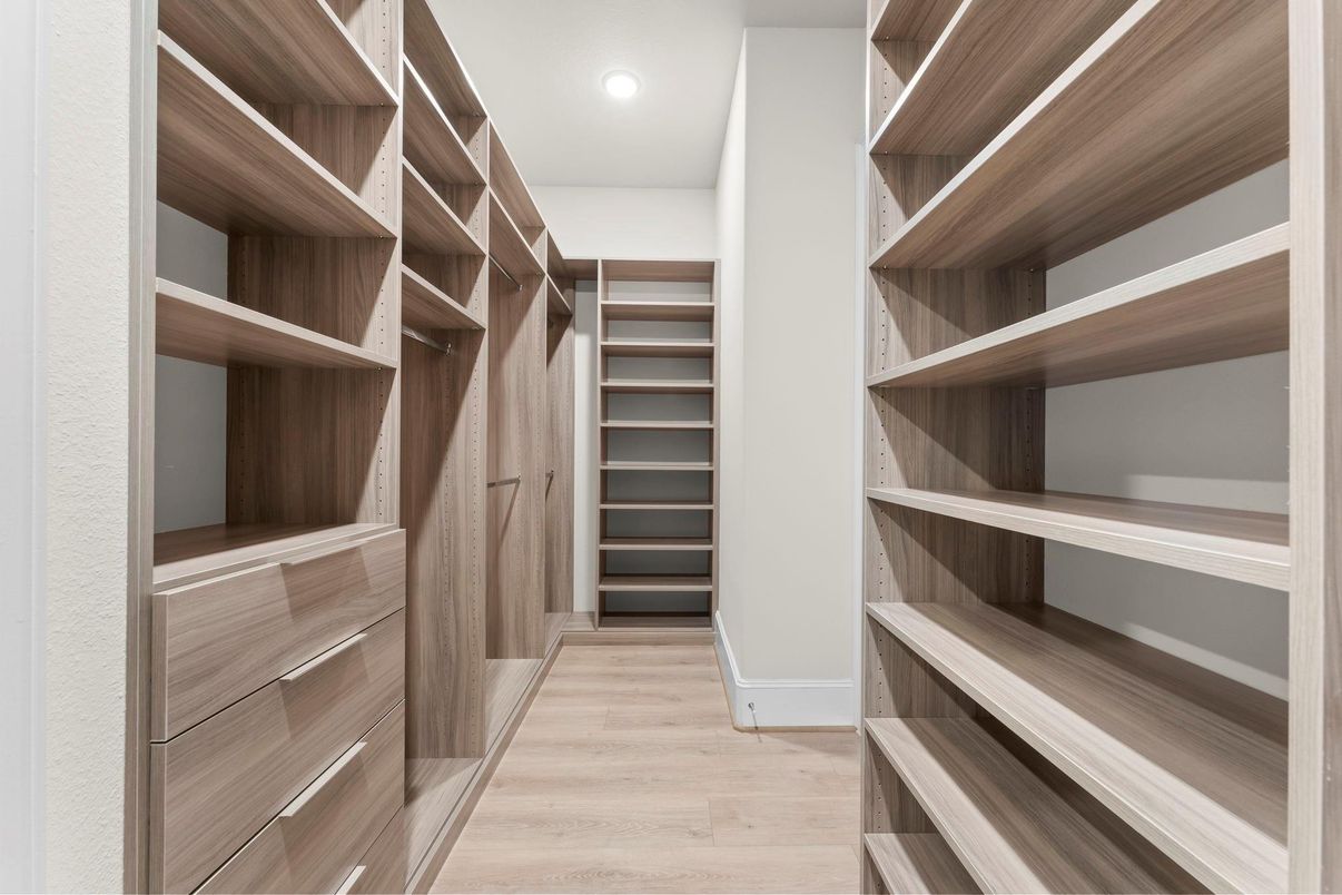 Interior, Recessed Lighting, Walk-in Closets, Wood Texture Flooring