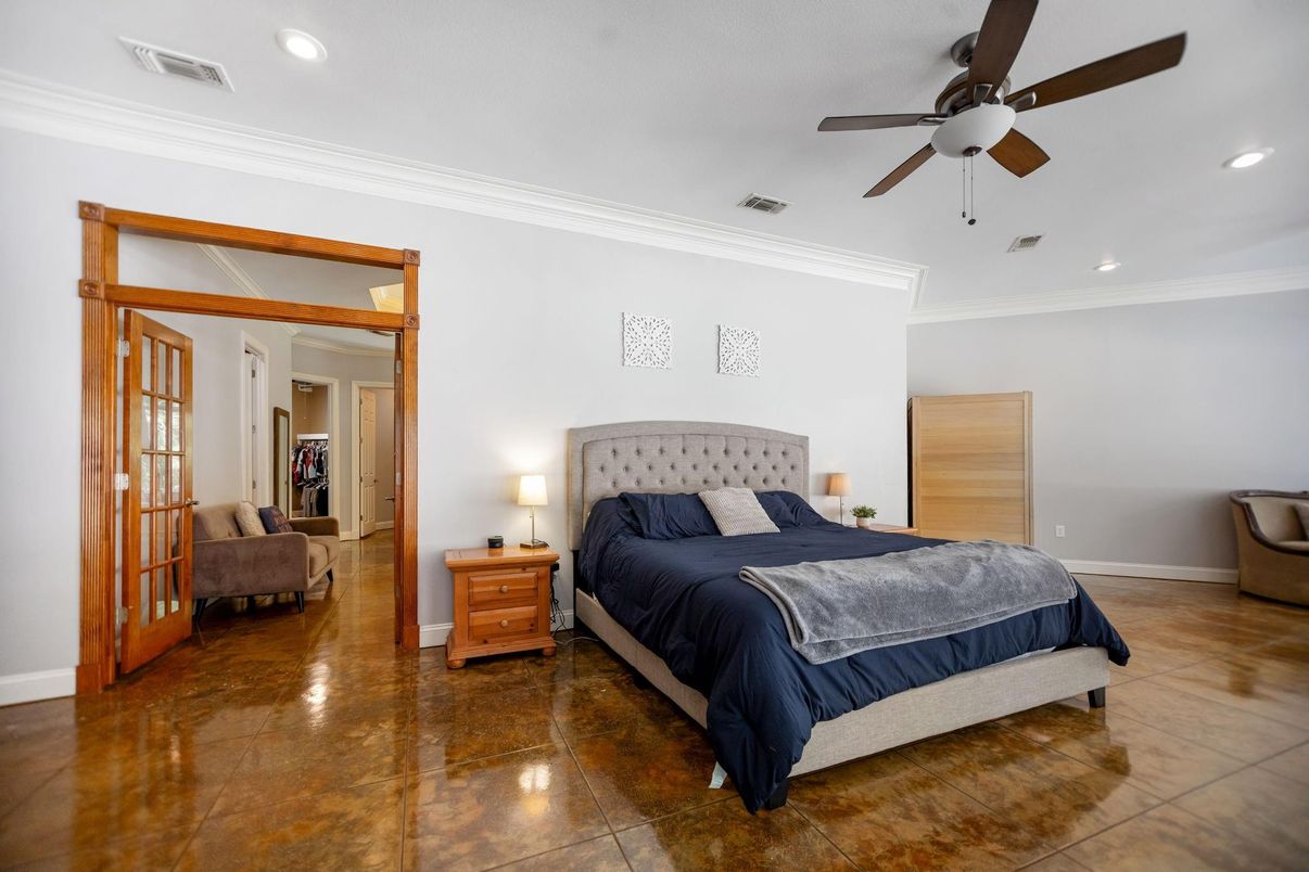 Bedroom, Interior, Recessed Lighting