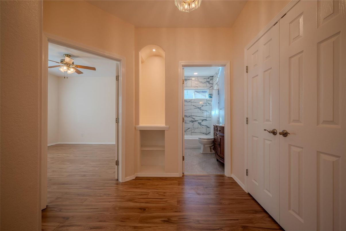Bathroom, Interior, Wood Texture Flooring