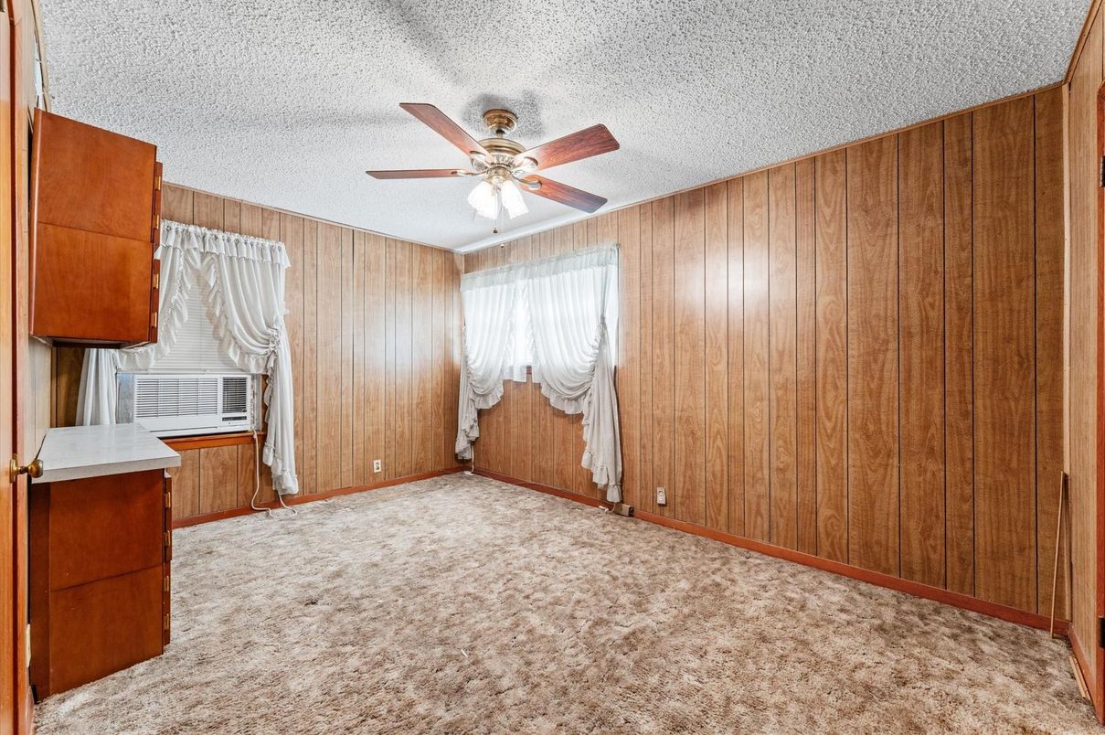 Empty room, Interior, Wooden Walls