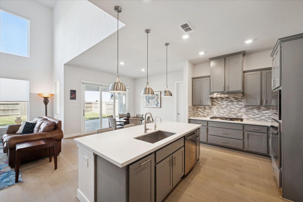Dining room, Interior, Kitchen, Pendant Lights, Recessed Lighting, Wood Texture Flooring
