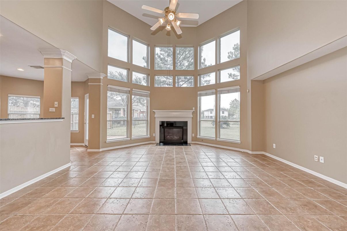 Fireplace, Interior, Recessed Lighting, Sun Room