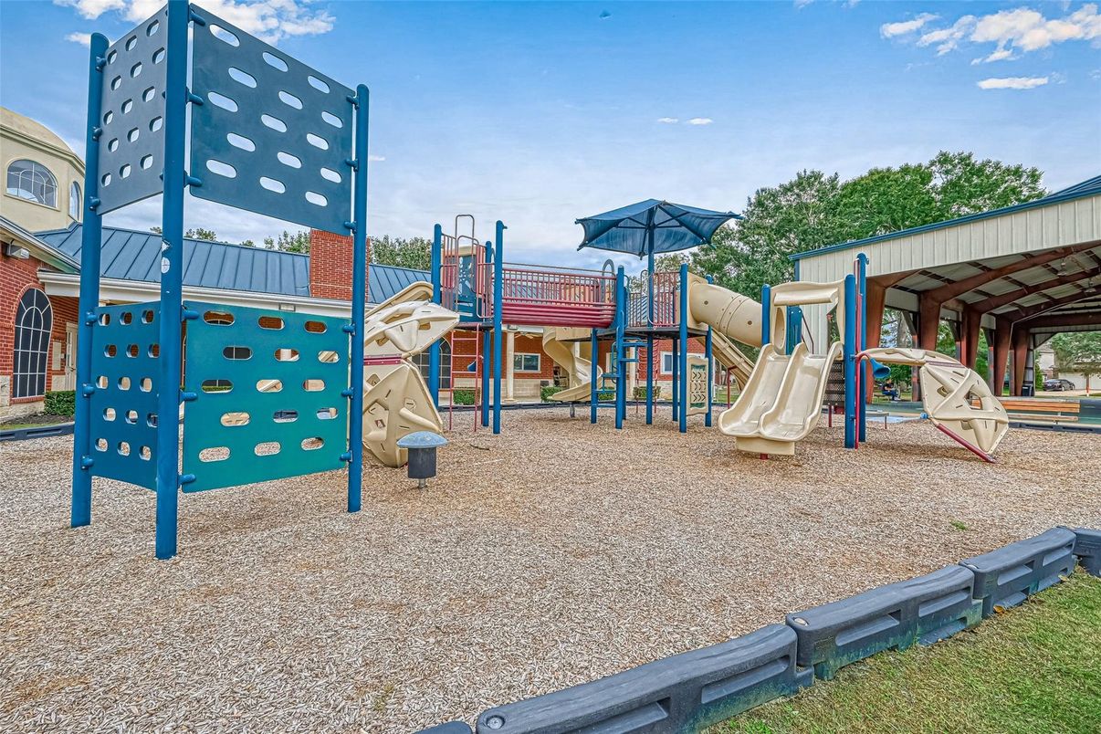 Backyard, Exterior, Playground