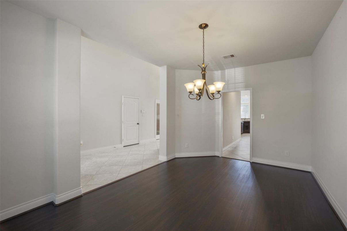 Chandelier, Empty room, Interior, Wood Texture Flooring