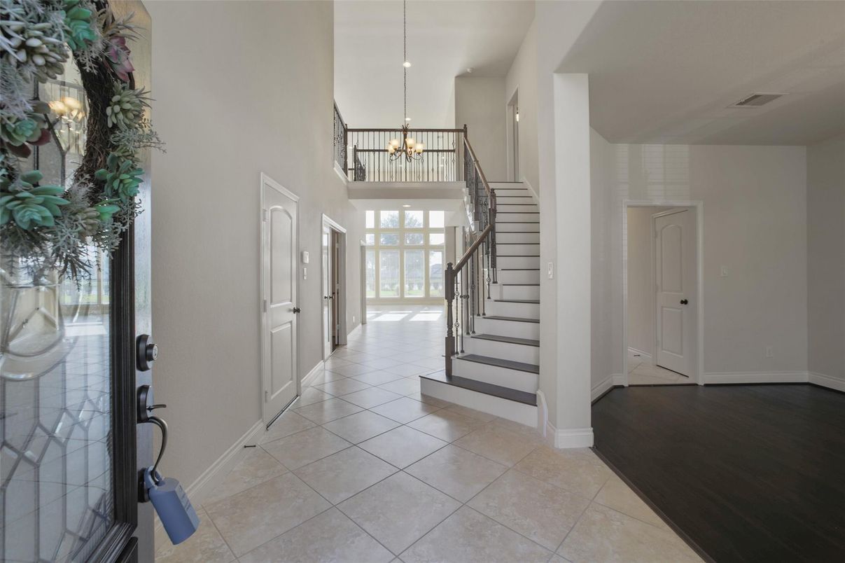 Chandelier, Interior, Recessed Lighting