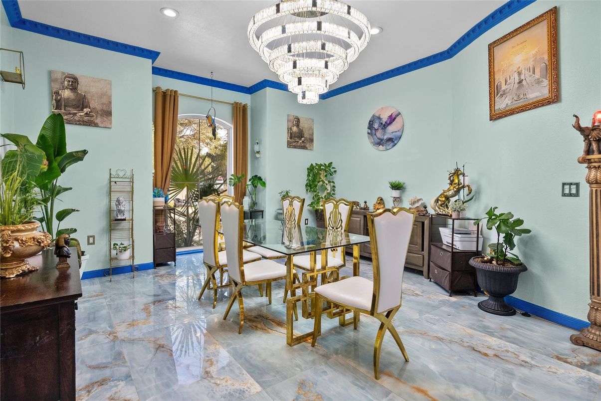Chandelier, Dining room, Interior, Marble, Recessed Lighting