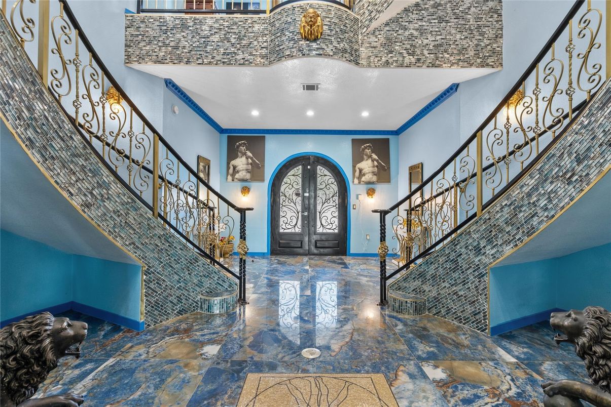 Interior, Recessed Lighting