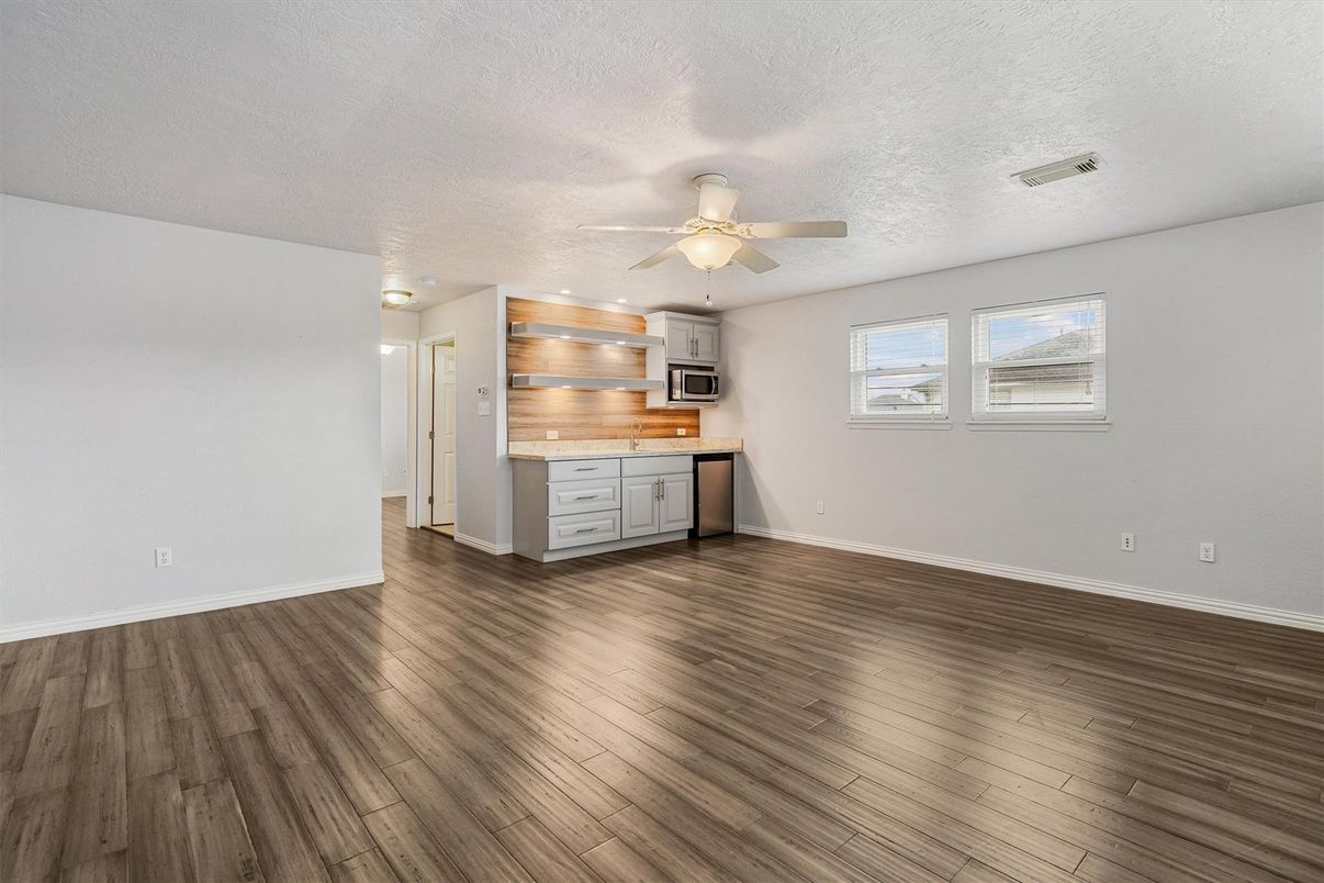 Empty room, Interior, Kitchen, Recessed Lighting, Wood Texture Flooring
