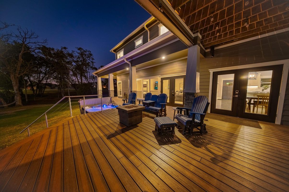 Backyard, Exterior, Playground