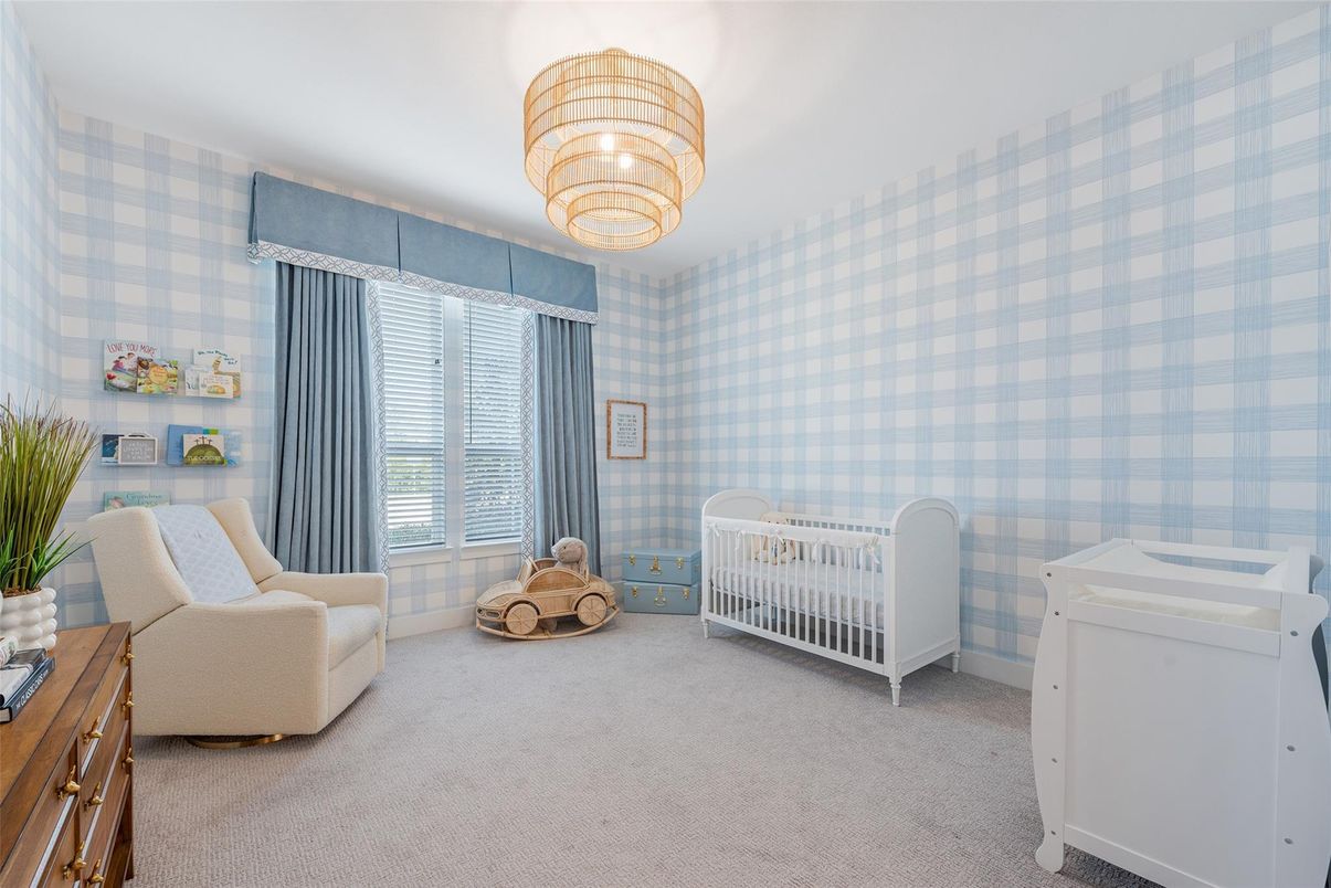 Chandelier, Interior