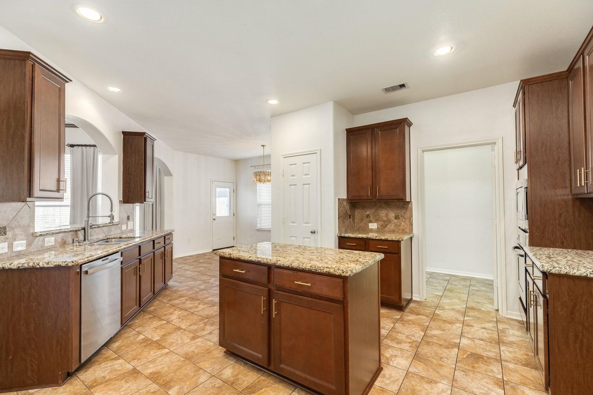 Chandelier, Interior, Kitchen, Pendant Lights, Recessed Lighting, Stainless Steel Appliances