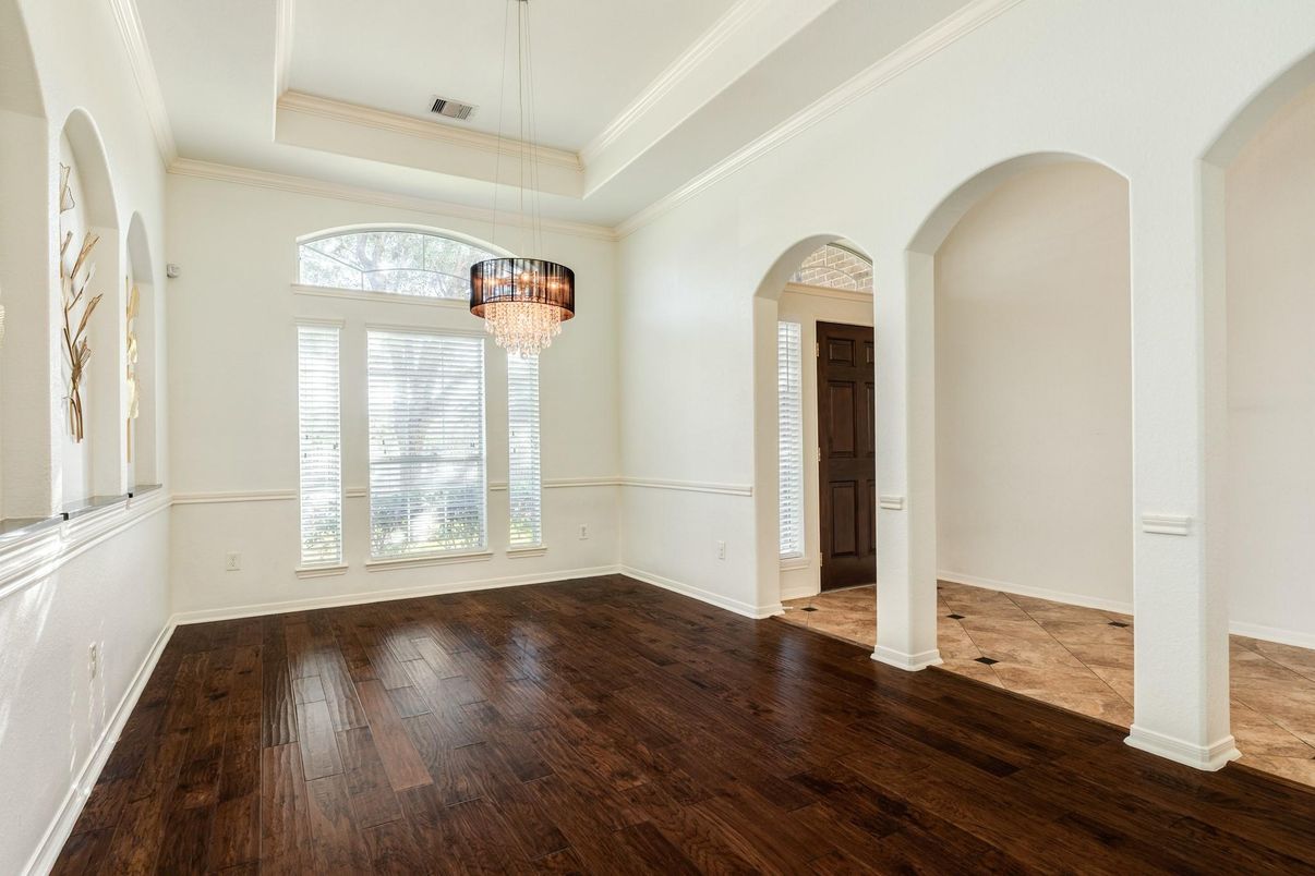 Chandelier, Empty room, Interior, Wood Texture Flooring