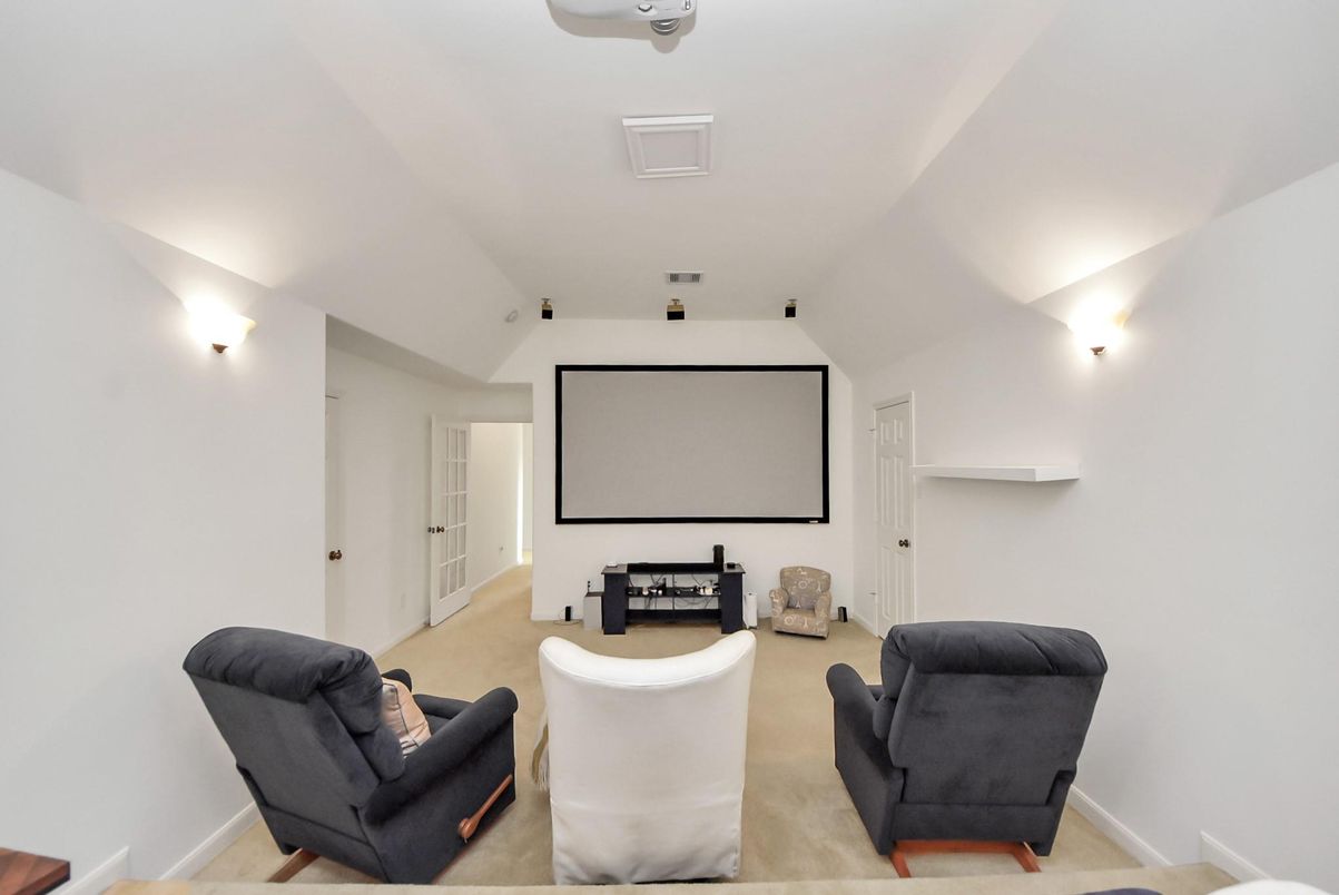 Interior, Projection Screen