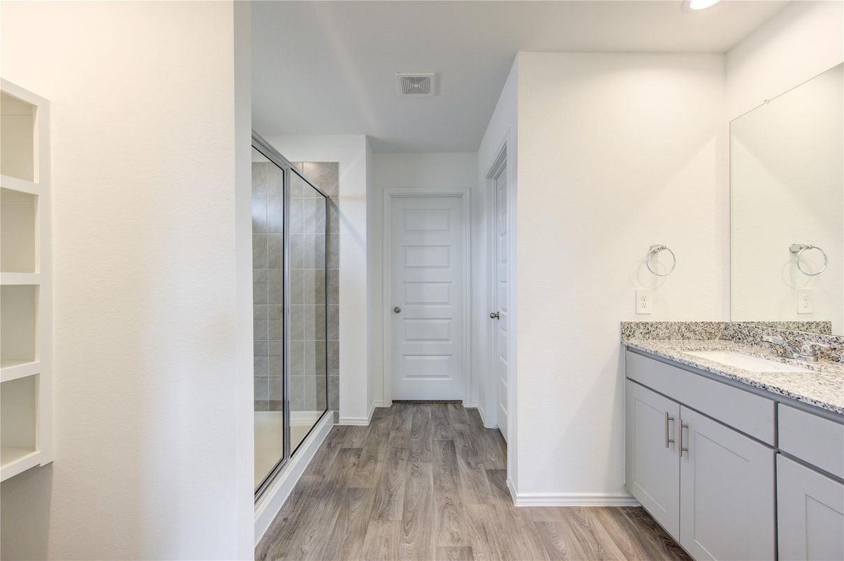 Interior, Recessed Lighting, Wood Texture Flooring