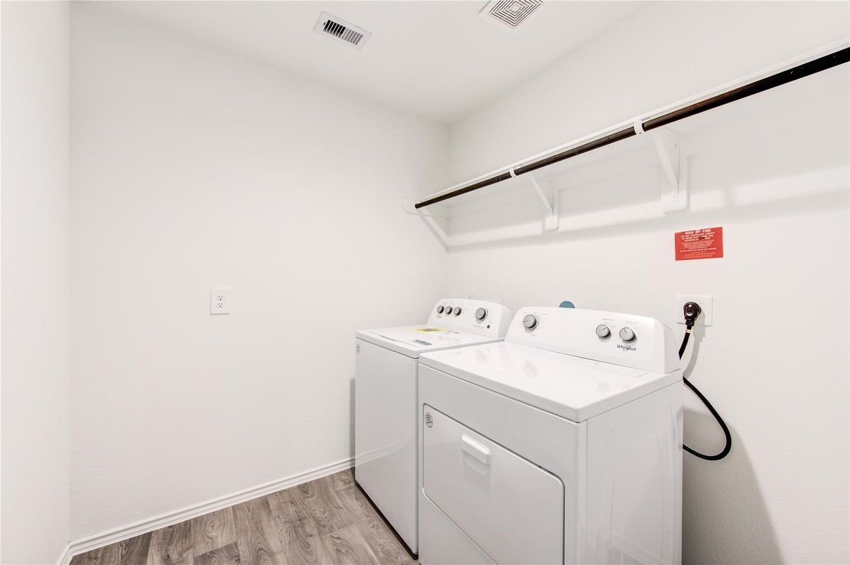Interior, Washer, Wood Texture Flooring