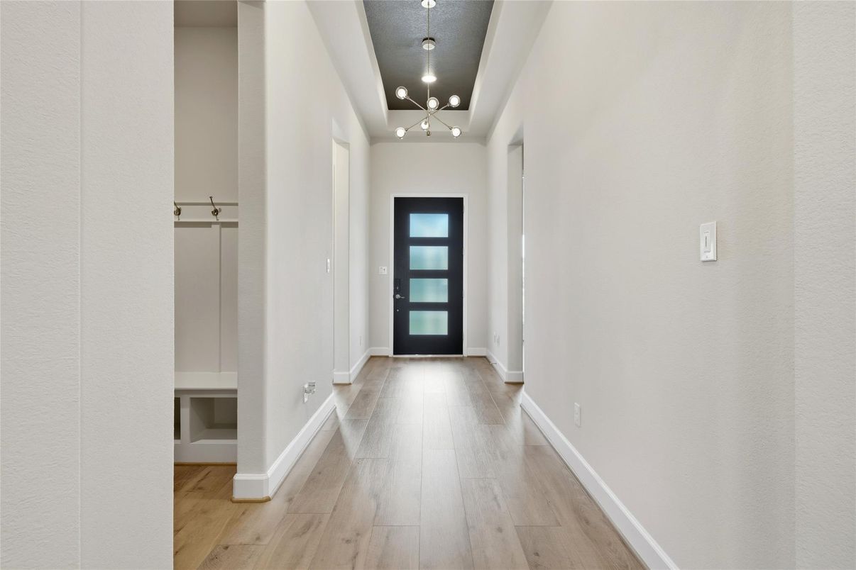 Interior, Pendant Lights, Wood Texture Flooring