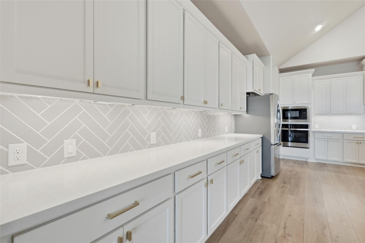 Interior, Kitchen, Recessed Lighting, Wood Texture Flooring